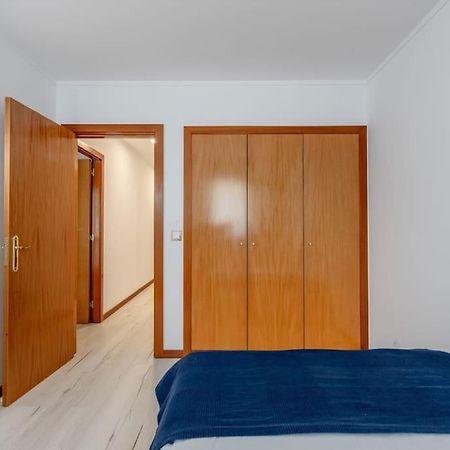 Spacious 3-Bedroom Condo In Lisbon Luaran gambar
