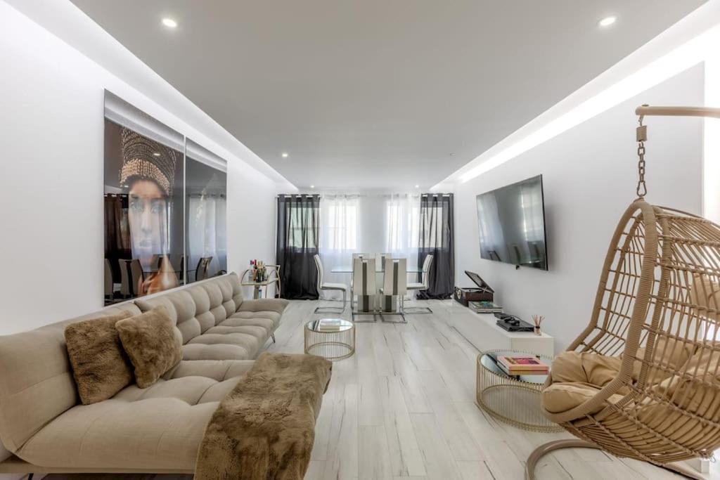 Spacious 3-Bedroom Condo In Lisbon Luaran gambar